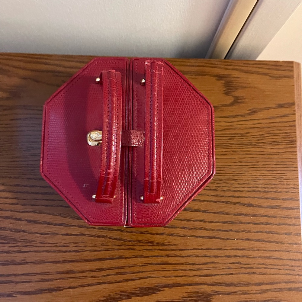 Jewelry box - Picture 2 of 6